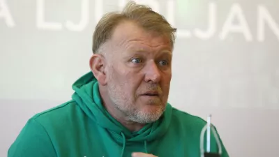 Robert Prosinečki, novi trener Olimpije - 23.03.2022 – Nogometni klub NK Olimpija - predstavili novega trenerja Roberta Prosinečkega //FOTO: Luka Cjuha