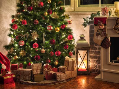 Wrapped presents under the Christmas tree