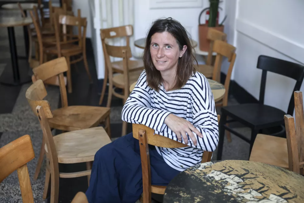 Raziskava je pokazala: vedno več kulturnikov razmišlja o odhodu