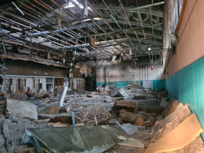 Most na Soci, Osnovna sola Dusana Muniha Most na Soci.Ponoci je zagorelo v telovadnici Osnovne sole Dusana Muniha Most na Soci, pri cemer je pogorelo skorajda celotno ostresje telovadnice.