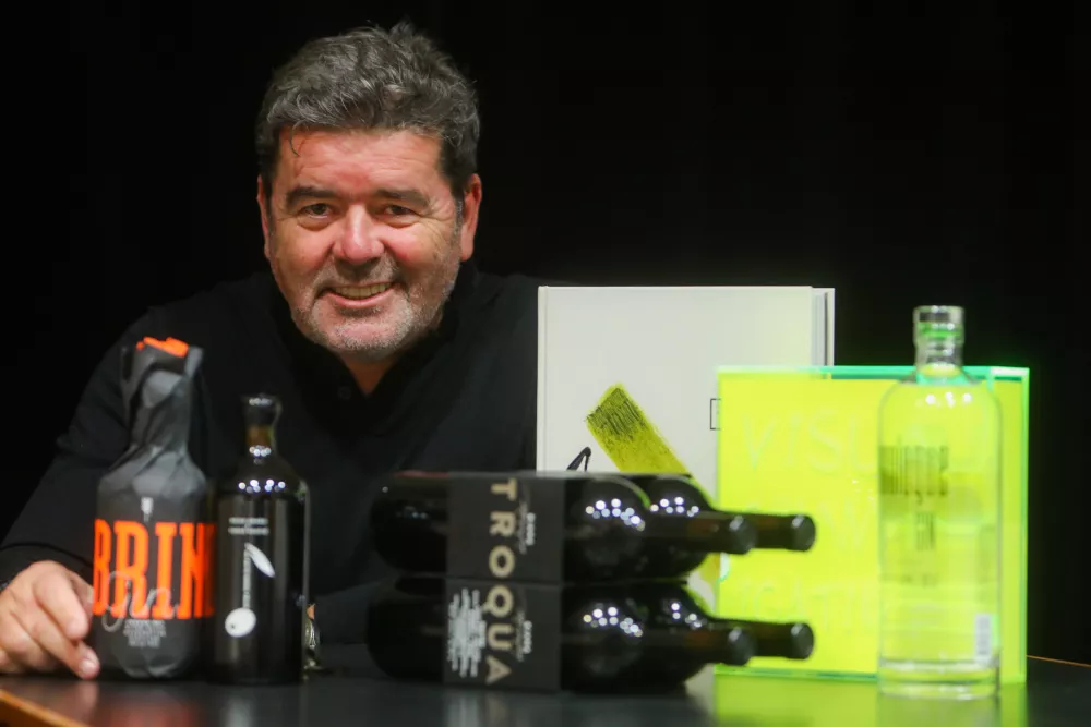 -29.12.2025. - Žare Kerin, grafični oblikovalec, večkrat nagrajen dom in po svetu.//FOTO: Bojan Velikonja / Foto: Bojan Velikonja