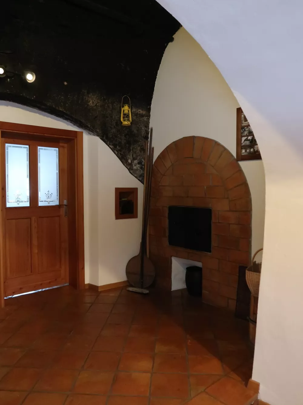 Vrbanova domačija, Brode v Poljanski dolini, lastnica Slavica Peternel, nagrada &Scaron;ole prenove za obnovo, spomenik lokalnega pomena / Foto: Nata&scaron;a Bucik Ozebek