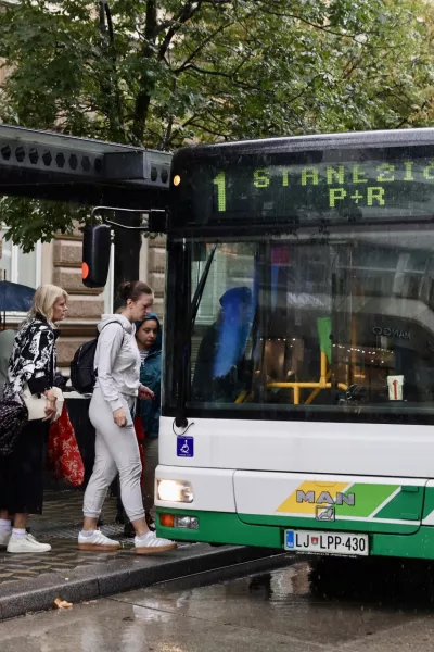 Mestni avtobus, LPP, Ljubljanski potni&scaron;ki promet / Foto: Jaka Gasar