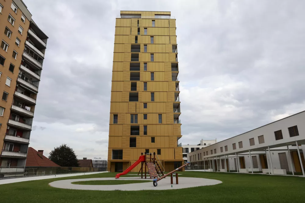 - 09.11.2023 &ndash; otvoritev - stanovanjsko poslovni kompleks Bellevue Living &ndash; luksuzna soseska ob Celov&scaron;ki cesti v Ljubljani - nepremičnine //FOTO: Jaka Gasar