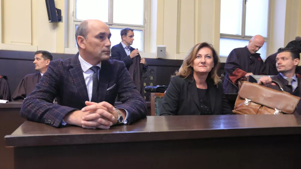 Matjaž Kovačič Manja Skerni&scaron;ak KBM sodi&scaron;če