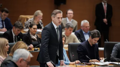 Ljubljana, DZ.Zacetek redne seje DZ s poslanskimi vprasanji premierju Robertu Golobu in ministrski ekipi.Predsednik vlade Robert Golob.