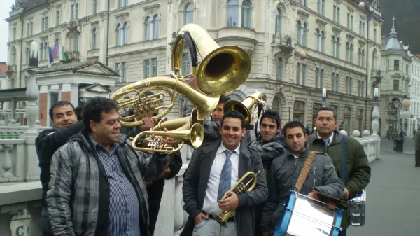 trubač na tromostovju