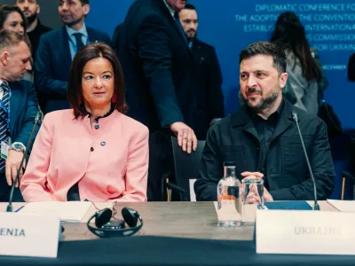 Zunanja ministric Tanja Fajon je podpisala konvencijo v imenu Slovenije. Foto: MZEZ