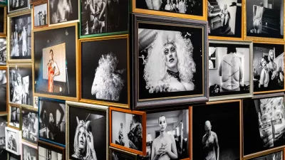 Občutljiv pogled v redko sli&scaron;ane zgodbe