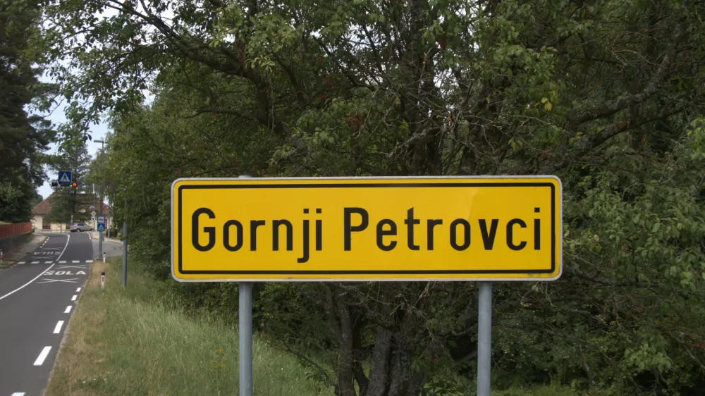 Goričko, Gornji Petrovci, najbolj zadolžena slovenska občina. Foto: Tatjana Pihlar 