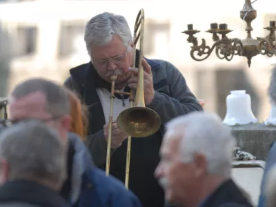 Golobovi presli&scaron;ali opozorila na področju hrupa