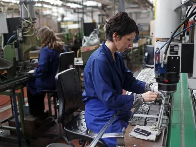 Letos najnižja gospodarska rast po letu 2020