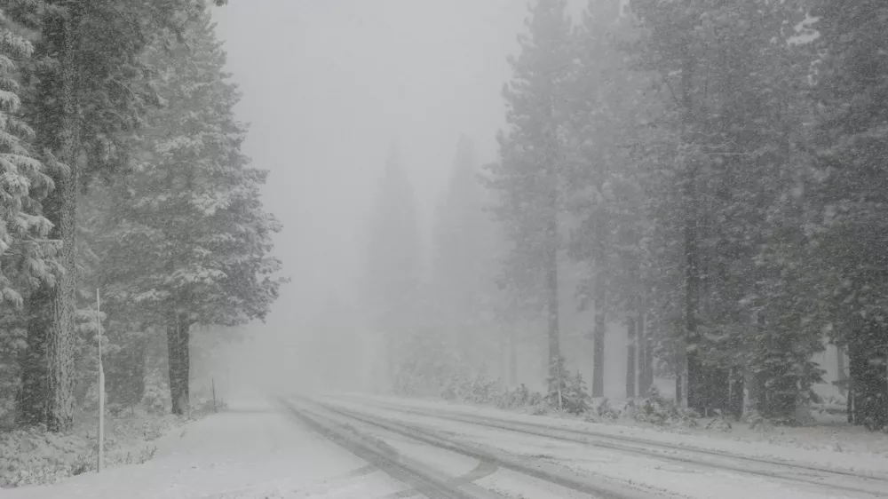 Sierra Nevada med sneženjem. Tistega usodnega dne ga je bilo sicer nekaj več, toda ne toliko, da bi se v njem zagozdili.