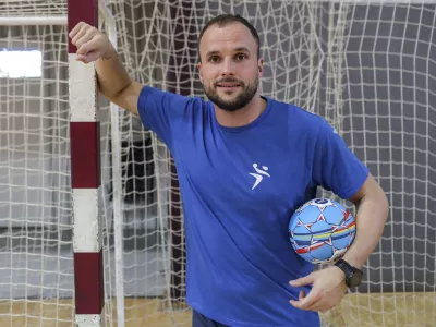 pomočnik selektorja rokometne reprezentance Uro&scaron; Zorman - 21.10.2019 &ndash; Rokometna zveza Slovenije - mo&scaron;ka rokometna reprezentanca &ndash; trening pred prijateljskima tekmama z Nizozemsko in Srbijo &ndash; priprave v Zrečah //FOTO: Jaka Gasar