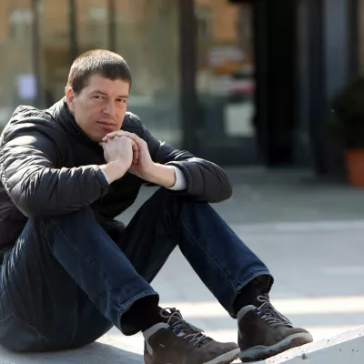 - 07.03.2022 - Goran Vojnović, filmski in televizijski režiser ter scenarist, pisatelj in kolumnist //FOTO: Tomaž Skale / Foto: Tomaž Skale