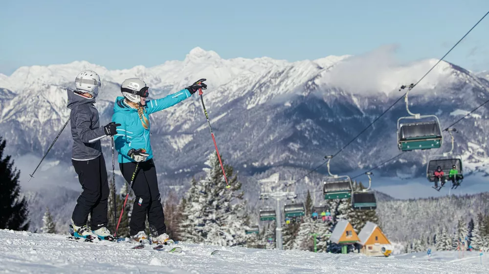 Cerkno velja za eno najbolj priljubljenih družinskih smuči&scaron;č pri nas. Foto: SC Cerkno