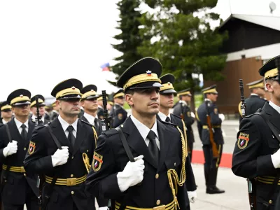 - simbolična fotografija - Slovenska vojska (SV)12.07.2023 &ndash; Brnik - Voja&scaron;ki del letali&scaron;ča Jožeta Pučnika - 16. Center za nadzor in kontrolo zračnega prostora (16. CNKZP) &ndash; odprtje novega podzemnega objekta in operativne dvorane CNKZP //FOTO: Nik Erik Neubauer