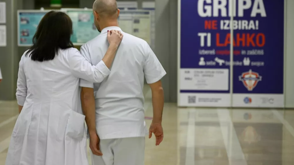 Gripa - 09.01.2024 &ndash; opozorilna stavka zdravnikov in zobozdravnikov - zdravniki in zobozdravniki zaradi neuresničenih zavez vlade iz že sklenjenih sporazumov opozorilno stavkali. protest //FOTO: Nik Erik Neubauer 