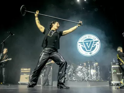 Igor Drvenkar je padel z odra in si pri tem izpahnil ramo. F Pixsell