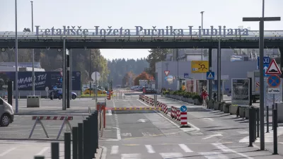 31.10.2024 - Letališče Jožeta Pučnika Ljubljana - Fraport Slovenija Upravljavec ljubljanskega letališča.FOTO: LUKA CJUHA