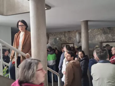 Vipap Videm Kr&scaron;ko protest na občini Kr&scaron;ko