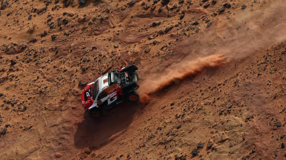 Rallying - Dakar Rally - Stage 3 - Alula to Alula - Alula, Saudi Arabia - January 6, 2026 Toyota Gazoo Racing W2RC's Henk Lategan and Brett Cummings in action during Stage 3 REUTERS/Stephane Mahe