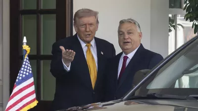 07 November 2025, US, WashingtonUS President Donald Trump (L) wlecomes Hungary's Prime Minister Victor Orban at the White House. PhotoMehmet Eser/ZUMA Press Wire/dpa / Foto: 