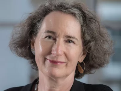 Julia Barfield / Foto: Nn