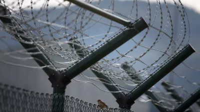 Spolna zloraba, ne pa umetniško ustvarjanje: Škofjeločan moral v zapor