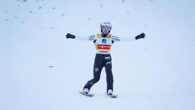 Ljubno ob Savinji, Skakalni center Savina.Druga tekma smucarskih skakalk za svetovni pokal.Slovenska smucarska skakalka Nika Prevc.