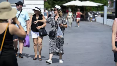 Vročinavisoke temperaturepoletjepripekavročinski val globalno segrevanje30.6.2025 Vročinski val v Ljubljani.FOTO: Nik Erik Neubauer