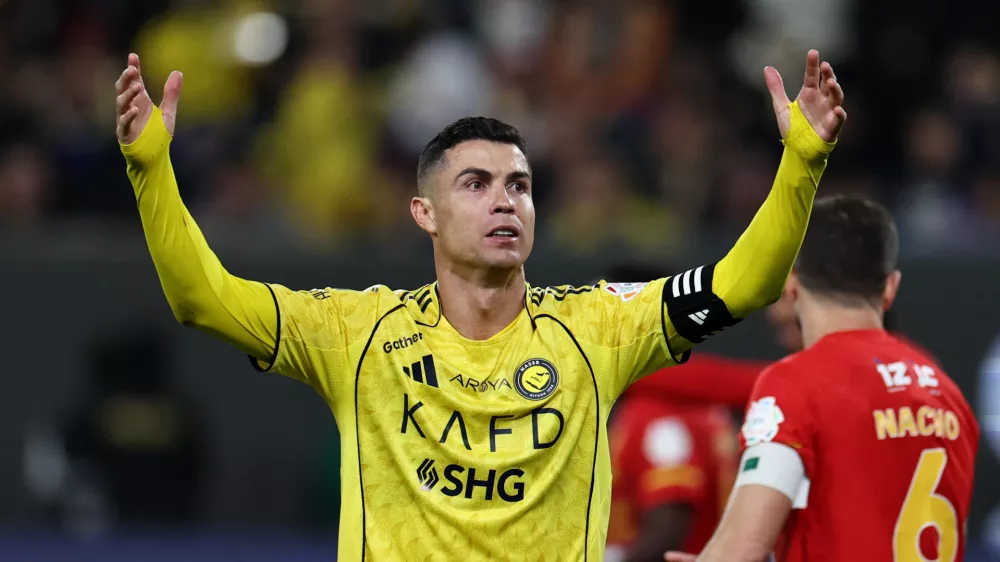 Soccer Football - Saudi Pro League - Al Nassr v Al Qadsiah - Al Awwal Park, Riyadh, Saudi Arabia - January 8, 2026 Al Nassr's Cristiano Ronaldo reacts REUTERS/Hamad I Mohammed