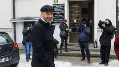 Miha Kordiš Mi, Socialisti13.01.2026 - Delovno kosilo pri predsedniku vlade Robertu Golobu. PEN KlubFoto: Luka Cjuha