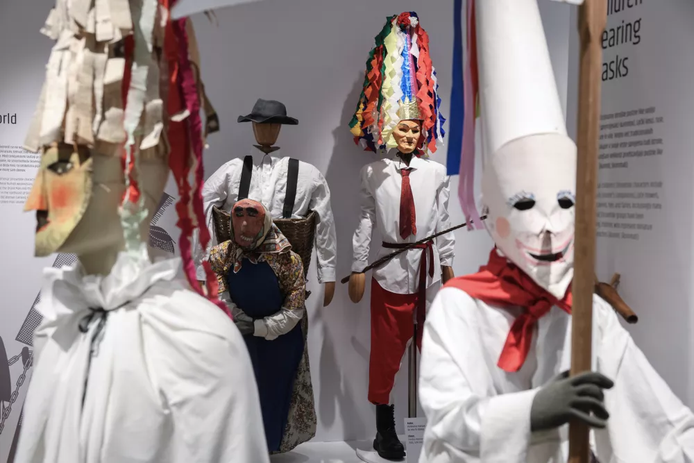 Biti kdaj pa kdaj nekdo drug