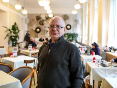 - 19.01.2026. - prof. dr. Dejan Verčič, visoko&scaron;olski učitelj, strokovnjak za tržno komuniciranje in odnosi z javnostmi.OPOMBA: REZERVIRANO ZA OBJEKTIV!//FOTO: Bojan Velikonja / Foto: Bojan Velikonja