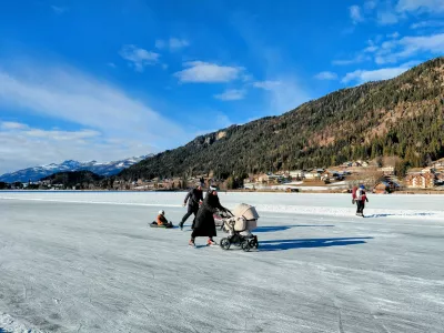 Največje naravno drsali&scaron;če v Alpah priljubljeno tudi med Slovenci