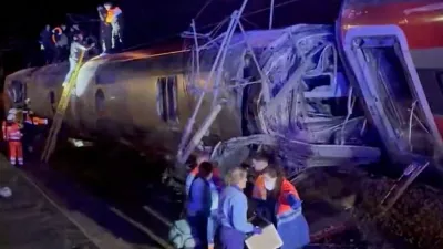 First responders search through wreckage after two high-speed trains derailed in Adamuz, near Cordoba, Spain, January 18, 2026. @eleanorinthesky via X/Handout via REUTERS  THIS IMAGE HAS BEEN SUPPLIED BY A THIRD PARTY. VERIFICATION LINE: Reuters was able to confirm the location by comparing corroborating visuals. Reuters was able to confirm the date through corroborating reports. Location and train model confirmed through corroborating visuals and file imagery. Date confirmed through corroborating reports.