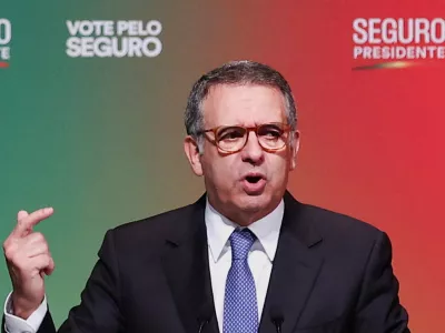 Portuguese presidential candidate of the Socialist Party, Antonio Jose Seguro, delivers a speech after leading the first round of Portugal's presidential election, in Caldas da Rainha, Portugal, January 18, 2026. REUTERS/Rodrigo Antunes