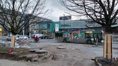 Kje je postaja? Obisk Žal z avtobusom je vse prej kot preprost