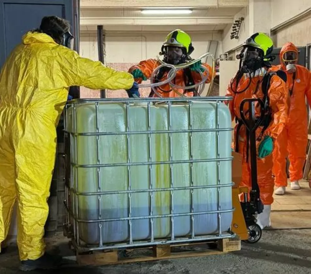 V mednarodni akciji Fabrika so razbili 24 laboratorijev za sintetične droge in zasegli več kot tisoč ton kemikalij za njihovo izdelavo. 