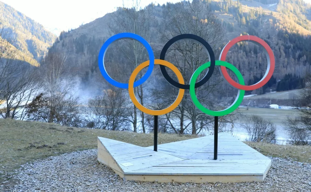 Nasveti za slovenske navijače: potrpežljivost, zajetna denarnica in verige