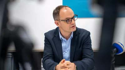 Ljubljana.Novinarska konferenca stranke Demokrati.Predsednik stranke Anze Logar.