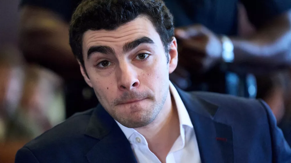 FILE PHOTO: Luigi Mangione appears in Manhattan Supreme Court for a suppression hearing December 18 2025. Curtis Means/Pool via REUTERS/File Photo