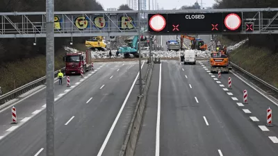 gradbišče - simbolična fotografijagradnjaavtocesta avtocestedelavci varnost pri deluzaprta avtocesta31.01.2025 - Nadhod Dravlje - Gotska - rušenje nadhodaFoto: Nik Erik Neubauer