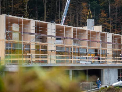 NaturHotel Snovik 4* superior bo prve goste sprejel že meseca maja letos. F Terme Snovik