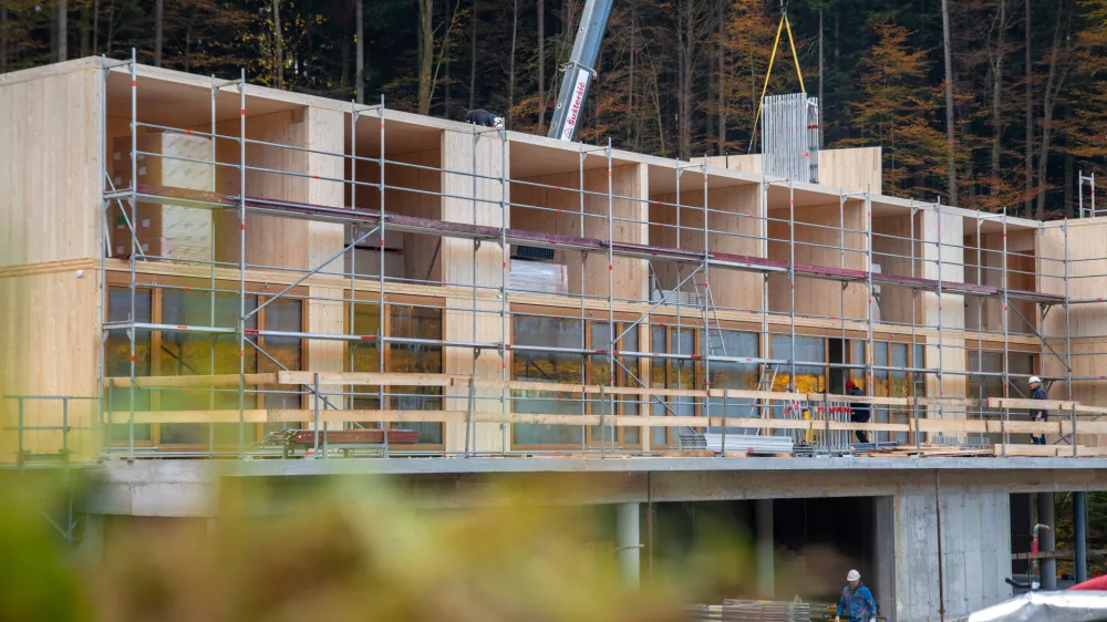 NaturHotel Snovik 4* superior bo prve goste sprejel že meseca maja letos. F Terme Snovik