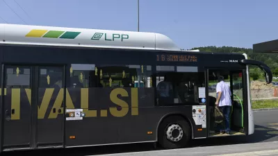 Avtobus LPPP+R Stanežiče- 18.06.2023 &ndash; Bol&scaron;ji sejem Stanežiče.//FOTO: Nik Erik Neubauer