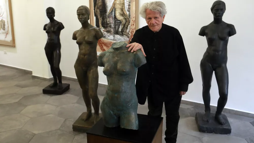 06.02.2026 - galerija Novak, Mirsad Begič, kip Ženski AktFoto: Tomaž Skale