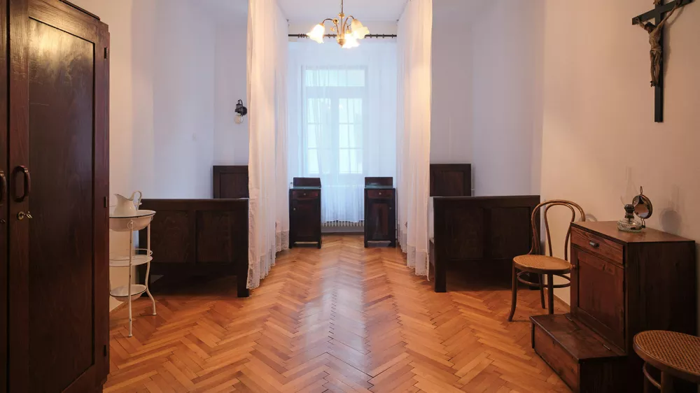 Oddih v ti&scaron;ini, zbranosti in preprostosti: Bi prespali v samostanu?