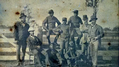 Posebna enota avstralske policije, ki je pomagala v spopadu proti Kellyevimi izobčenci. / Foto: Wikipedia